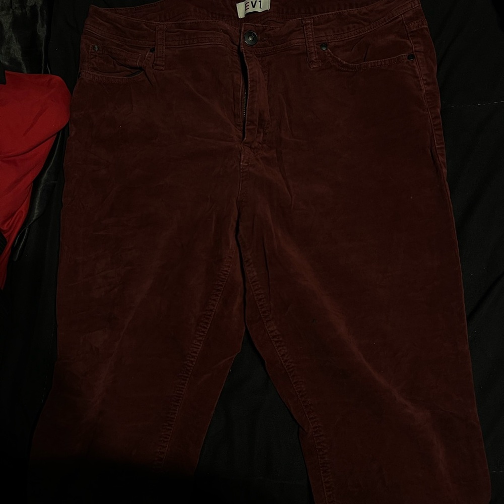 Women's Burgundy Jeans